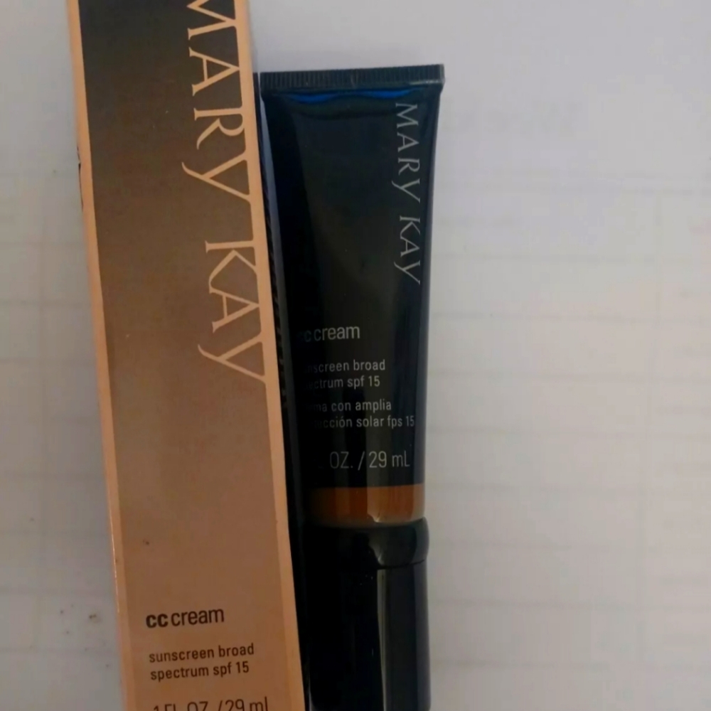 Mary Kay CC Cream - Very Deep